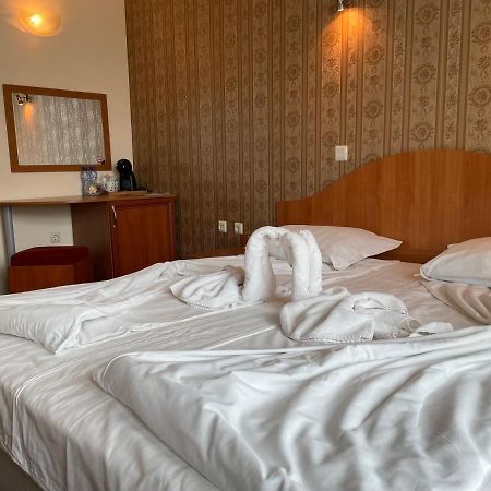 Family Hotel Deykin Солнечный берег Экстерьер фото