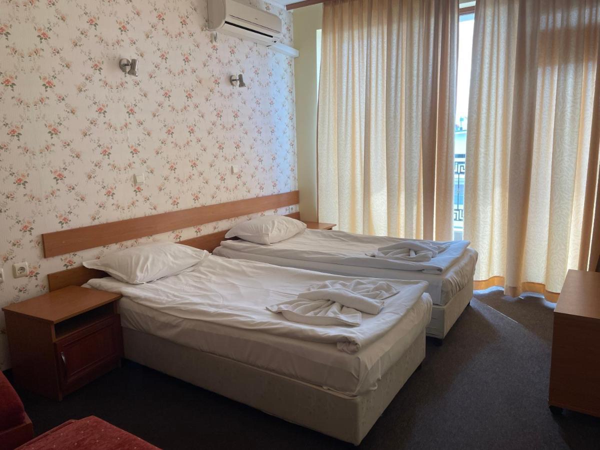 Family Hotel Deykin Солнечный берег Экстерьер фото