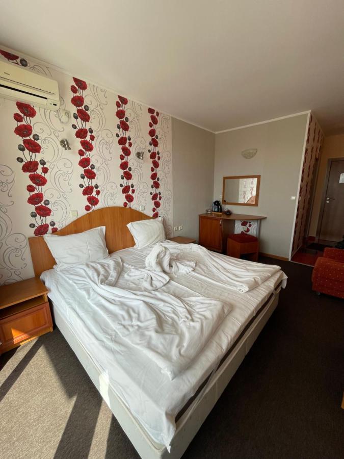 Family Hotel Deykin Солнечный берег Экстерьер фото