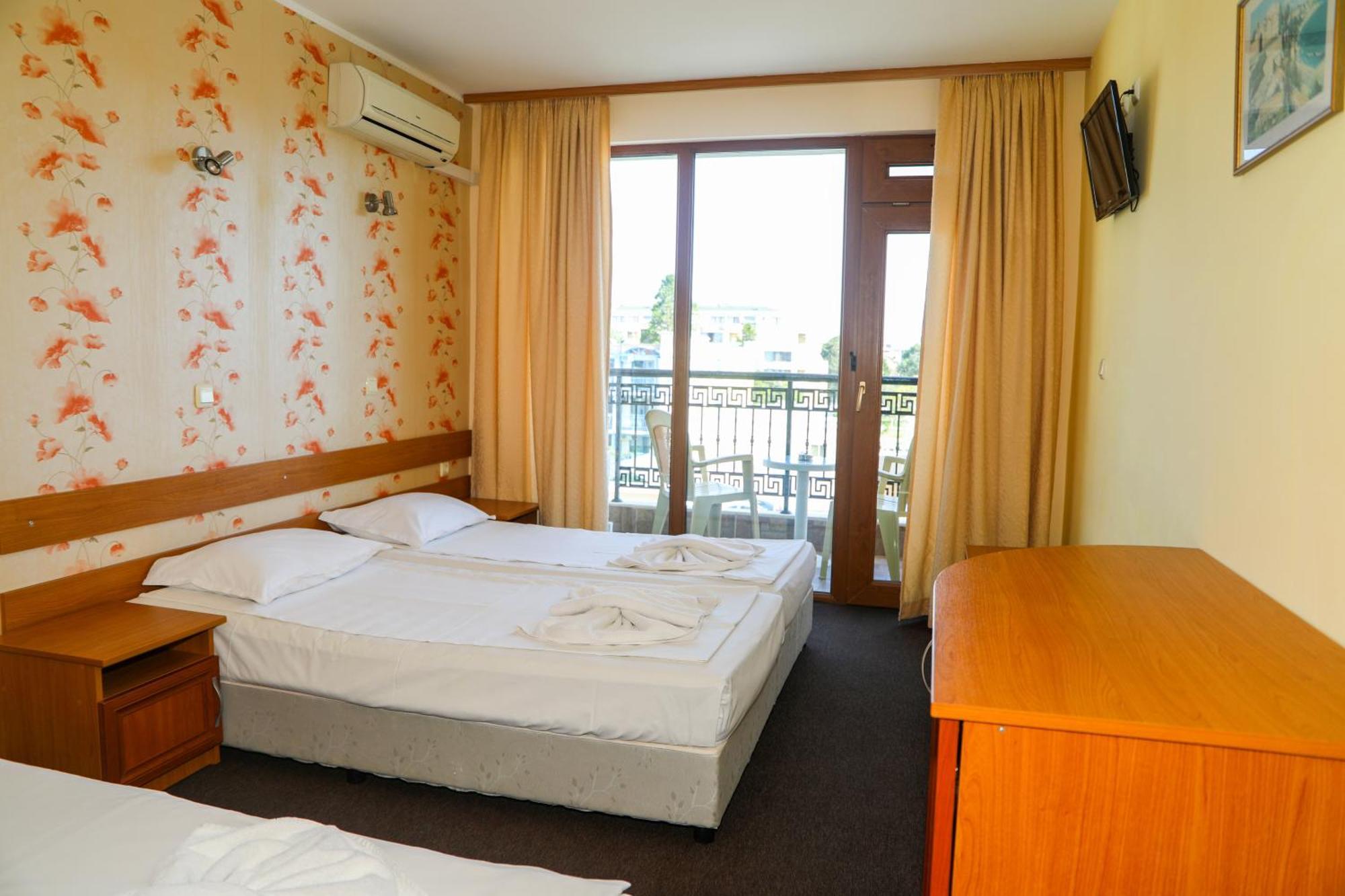 Family Hotel Deykin Солнечный берег Экстерьер фото